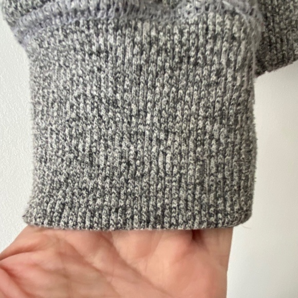 Roots salt and pepper pull over kanga hoodie size medium - Picture 5 of 12